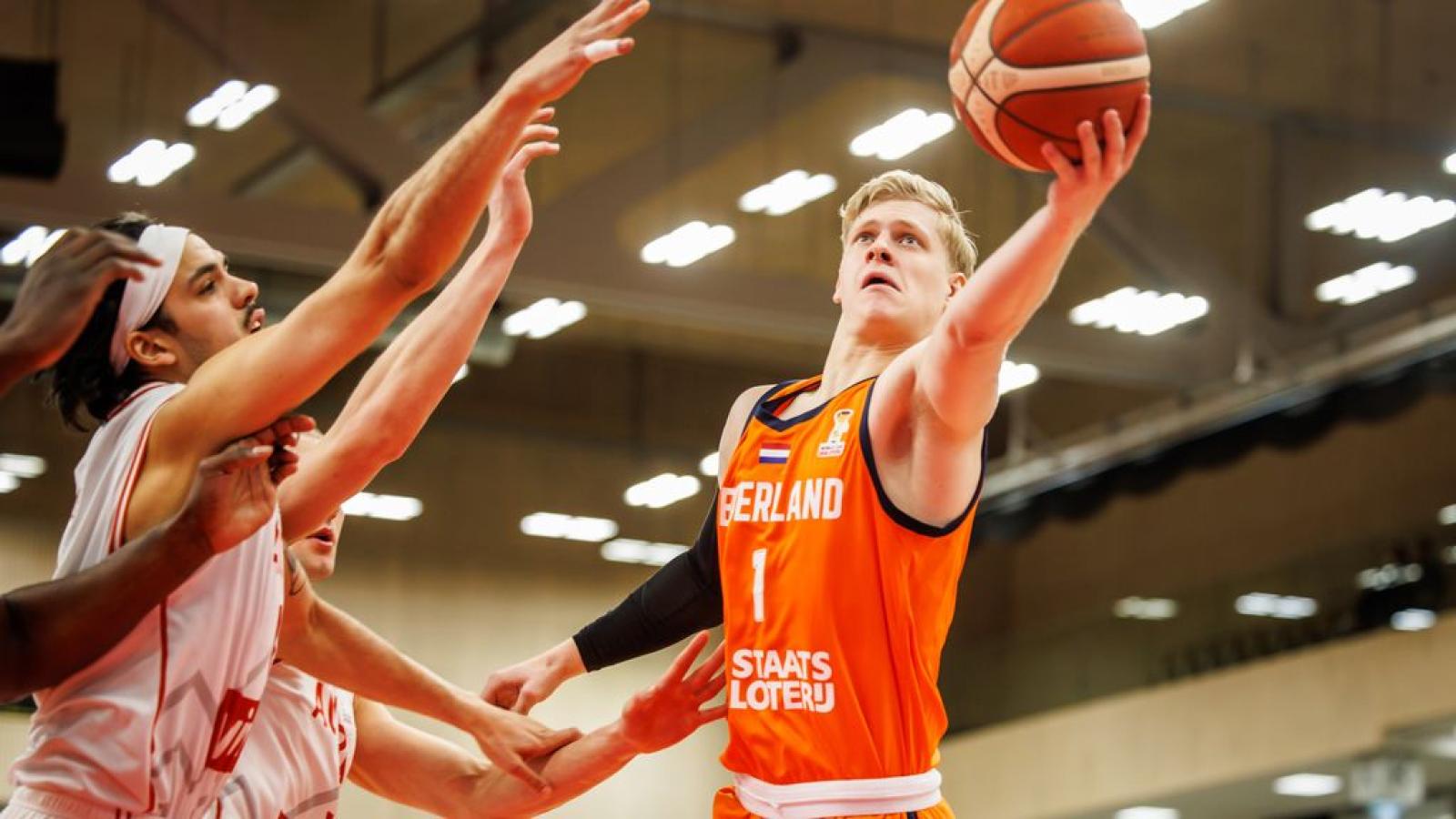 Basketballers boeken moeizame overwinning op Oostenrijk in WK-kwalificatie