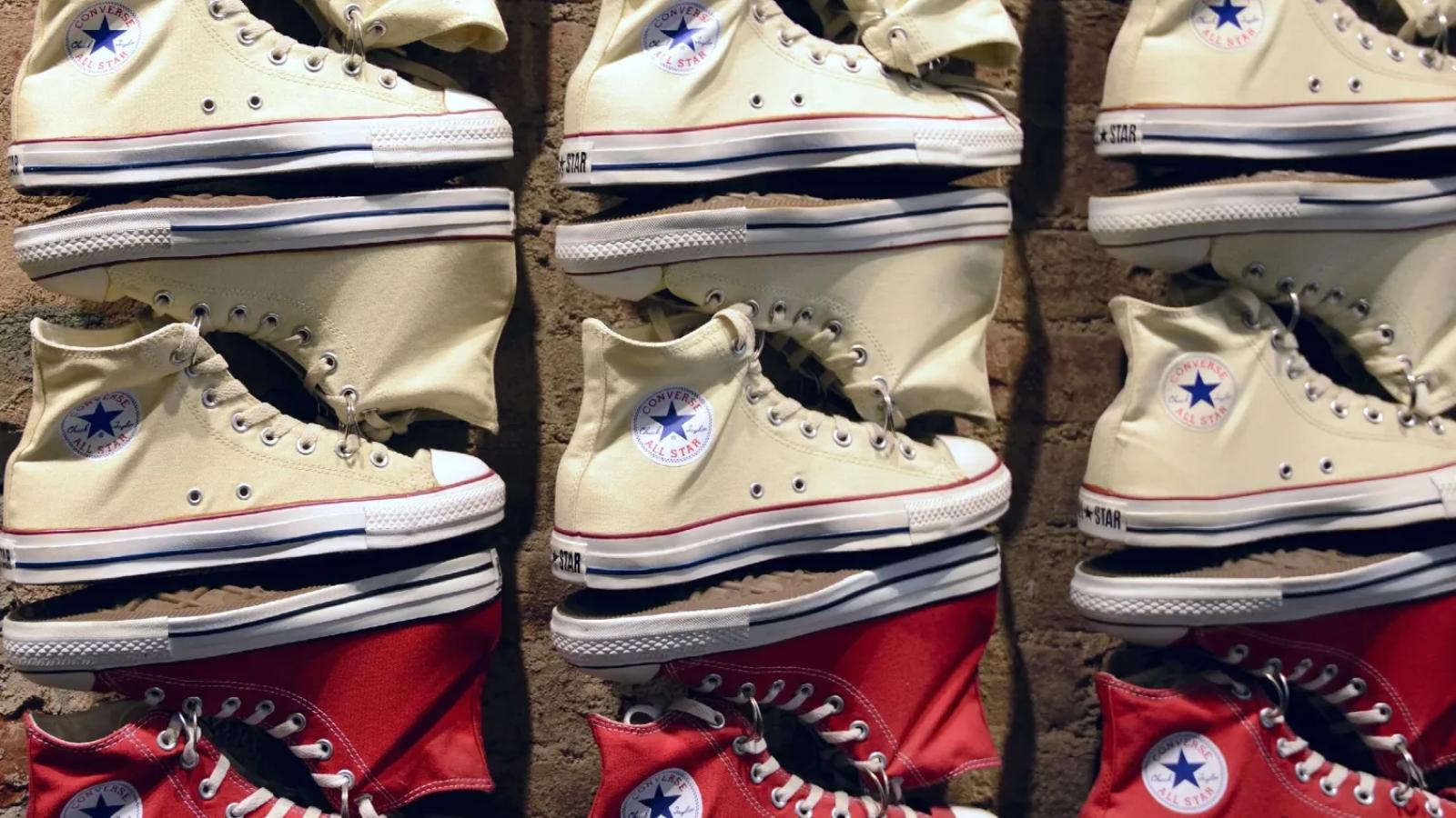 Schoenenmerk Converse biedt excuses aan voor online bekritiseerde campagne