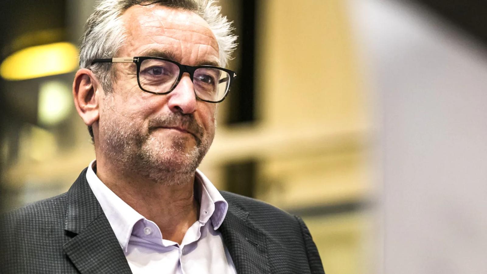 Oud-NRC-hoofdredacteur Vandermeersch op non-actief vanwege verzonnen AI-citaten