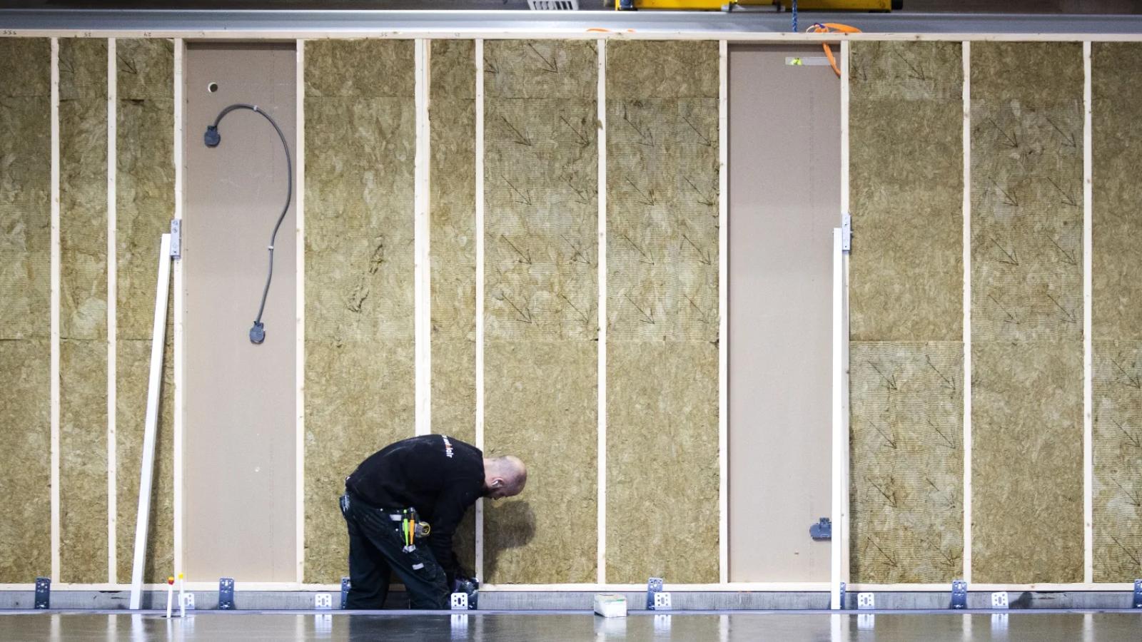 Kabinet wil nieuwe wet tegen automatische voorrang statushouder bij huurwoning