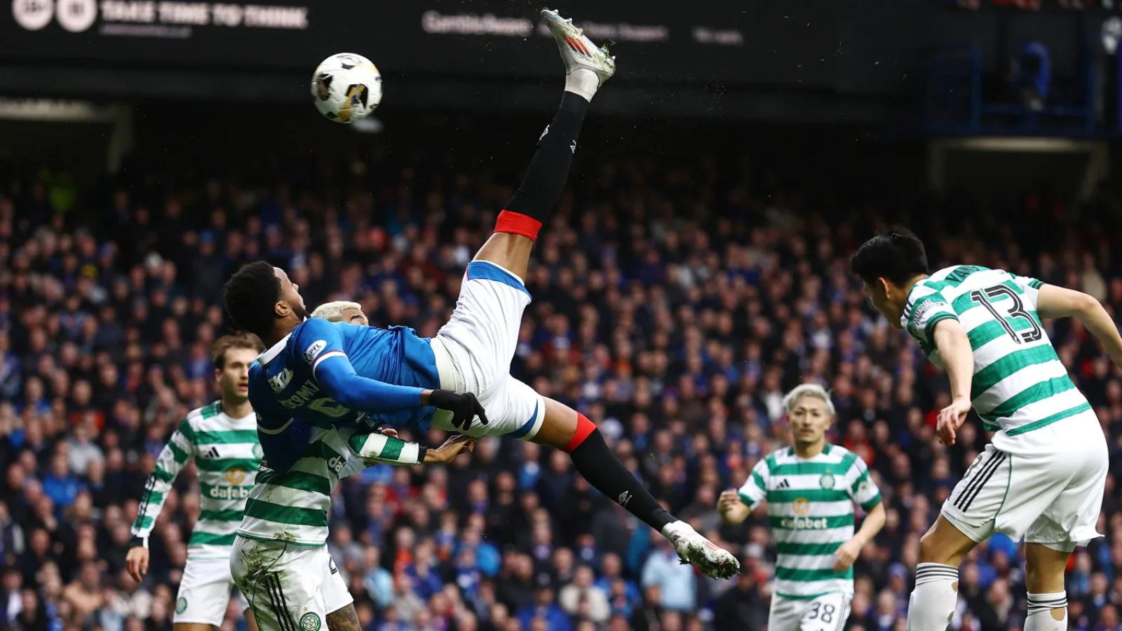 Schitterende omhaal bij Old Firm, Rangers geeft voorsprong weg tegen Celtic