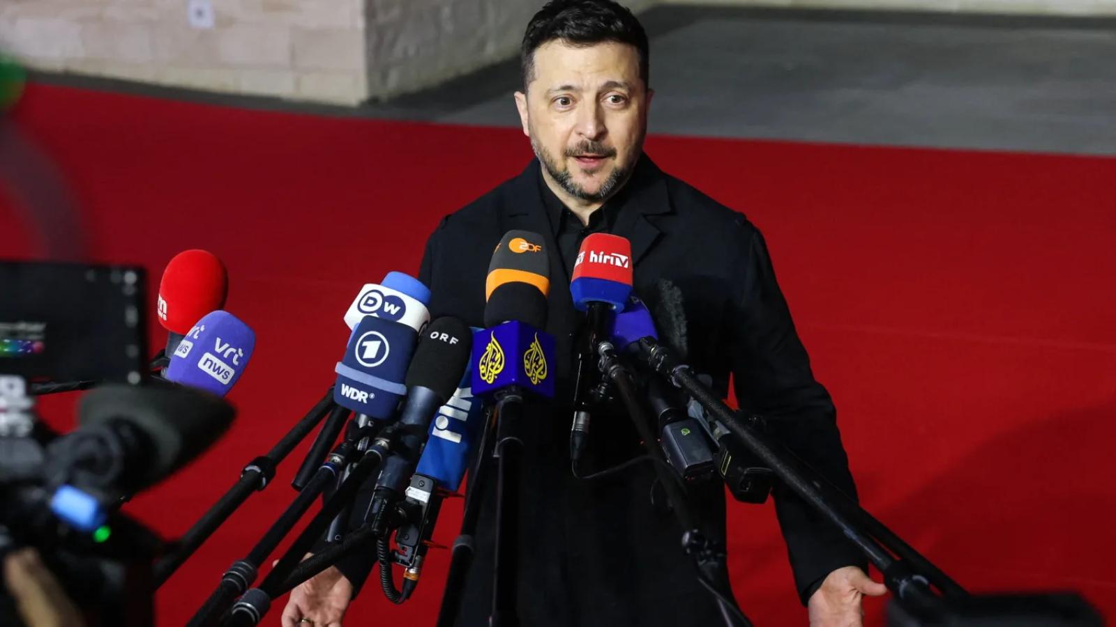 Zelensky veroordeelt Israël voor aankoop gestolen graan van Rusland