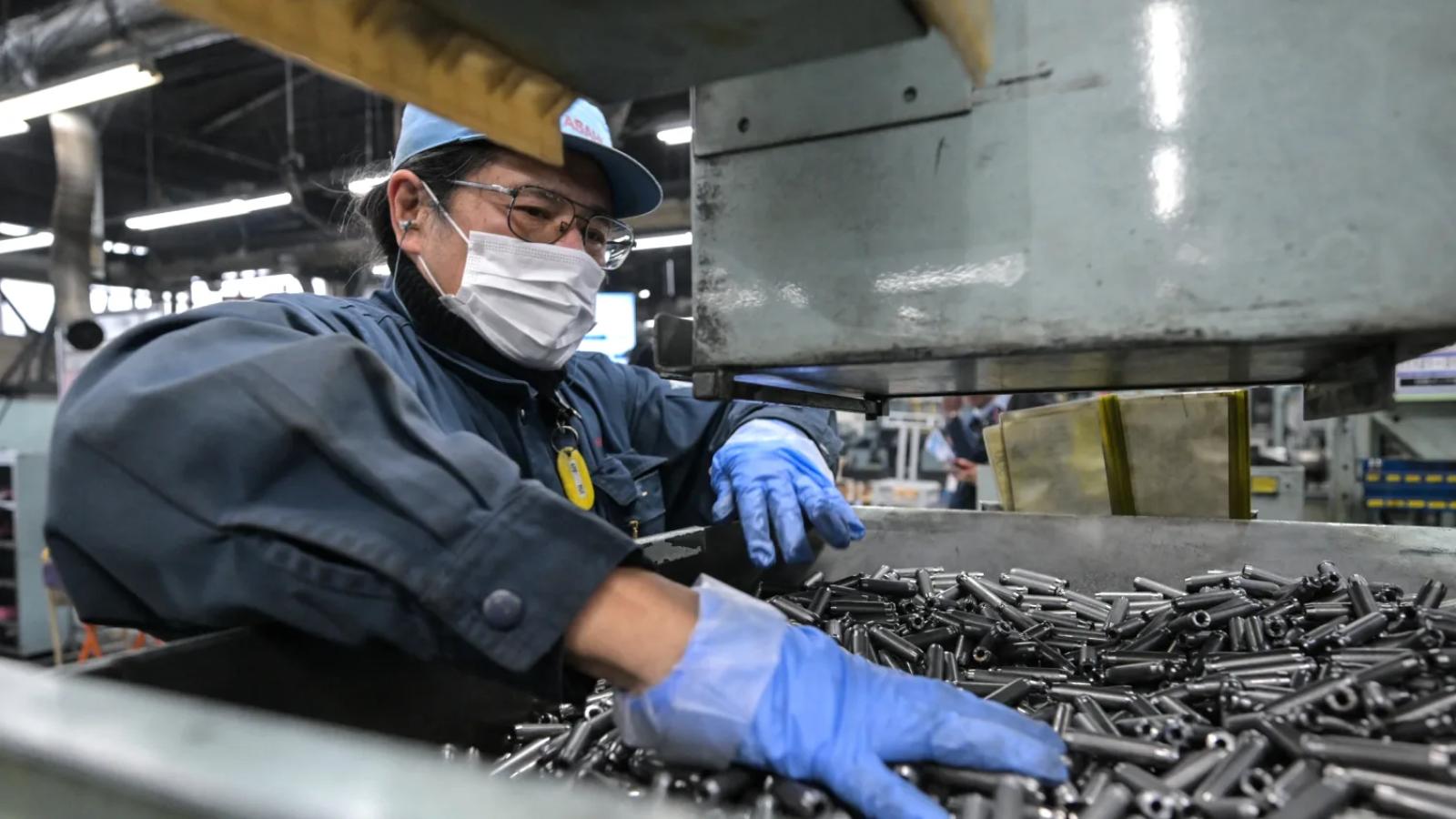 Overwerk als oplossing voor arbeidstekort, Japan kiest voor soepelere regels