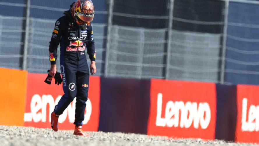 Teambaas Verstappen steekt hand in eigen boezem na crash: 'Bieden Max onze excuses aan'
